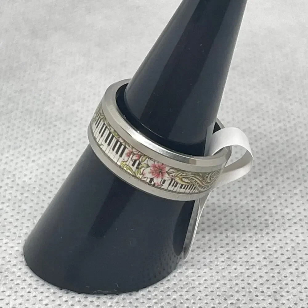 Music Lover Floral Keyboard Piano Treble Clef Stainless Steel Band Ring Size 7.5